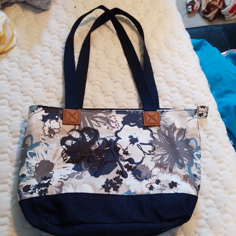 Thirty one Demi Day Bag NEW